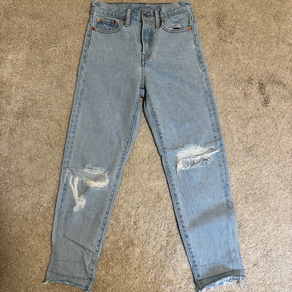Levi’s Womens Wedgie Straight Size 24